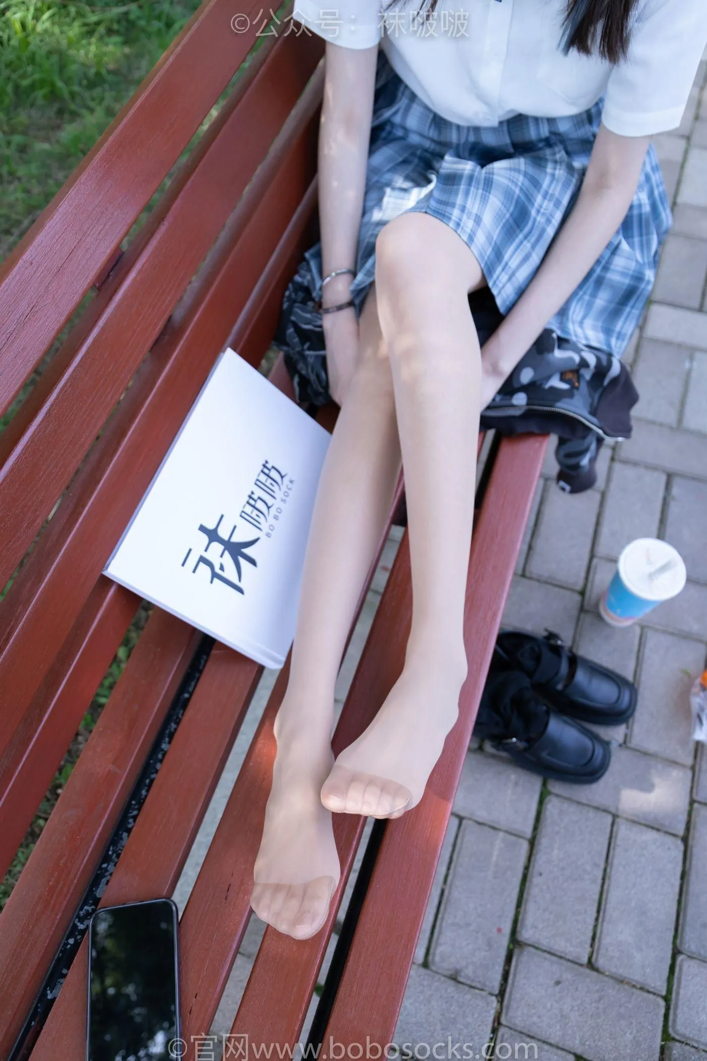 [BoBoSocks袜啵啵]NO.007 稚予-JK制服、皮鞋、黑色中筒棉袜、肉丝 [143P]插图5